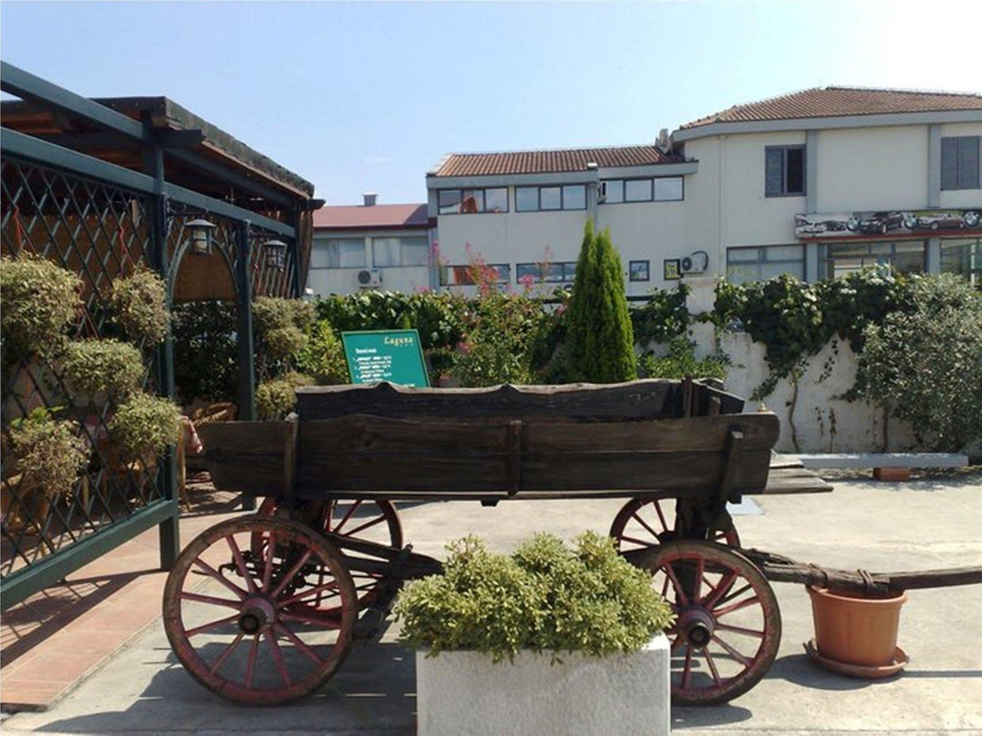 Hotel Laguna Podgoriçe Dış mekan fotoğraf